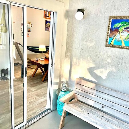 2 Bed Apt 10 Mins To Jacksonville Beach Экстерьер фото